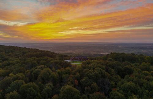 Pinnacle Pointe by Relaxtay 600 Acre Private Luxury Estate with Spa, Pool, Theater and Lake - Foto 43