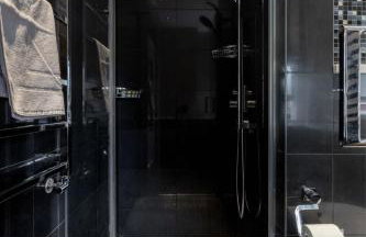 BnBNova - 2BR 2BA - The Heart of Soho - Foto 15