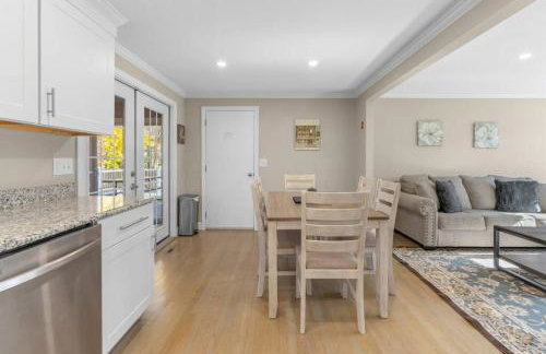 Cozy Spacious Home Walk to the Beach and 1 Mile to Downtown Hyannis - Photo 19