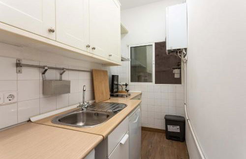 Urban Nest Retreat - Photo 13