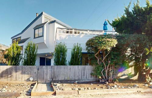 Stroll to Shore Stinson Beach Gem with Hot Tub - Foto 2