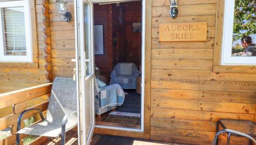 Aurora Skies - Photo 3