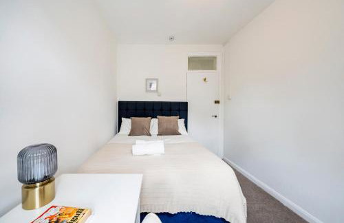 Modern London stay near Nothing Hill - Photo 25