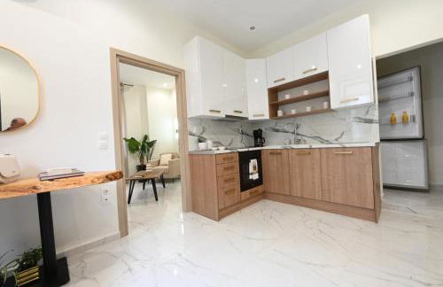 Modh Patras City Centre - Modern Design Oasis - Photo 15