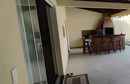 Casa com PiSCiNa, BaNHeiRa e A/C- Centro de Joinville - Foto 42