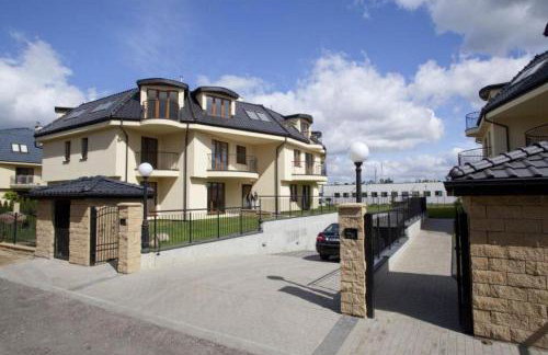 Villa Piano Warszawa Piaseczno - dwie sypialnie, salon, garaż - 20 min od Lotniska Chopina - Foto 26