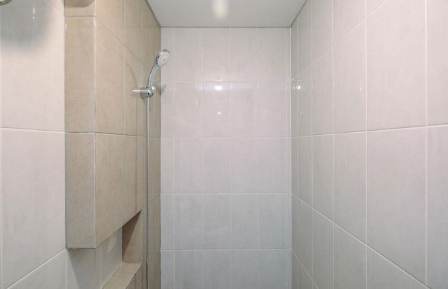 Nice And Elegant 1Br At Royal Heights Apartment - Foto 13