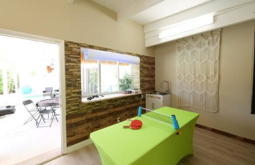 3BD Tropical Luxe Stay with Pool, Gameroom and Grill - Foto 14