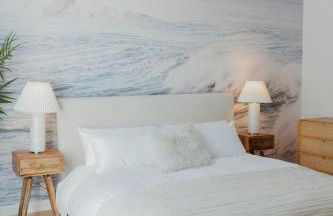 Stylish PB Townhome, Walk to Bay, and Balcony - Foto 30