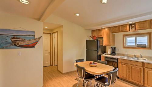 Home with Lake-View Deck by Camp Perry and Magee Marsh - Foto 5