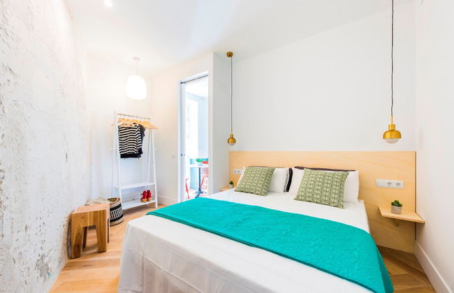 Be Mate Gran Vía Suites - Photo 10