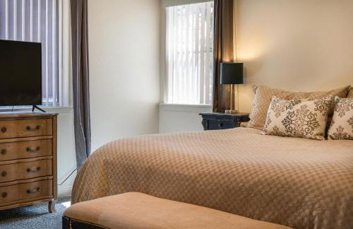 Lazy Squirrel - Cozy Family House with Full Game Room - Foto 34