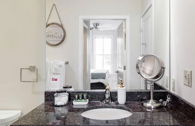 Close to DCA OLD Town With Rooftop Access - Foto 6