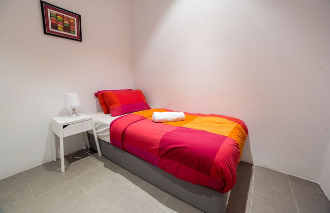 Establishement By Sleepy Bear - Foto 19