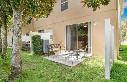 Quiet Corner Gem in Gated Crestwynd Bay - Foto 26