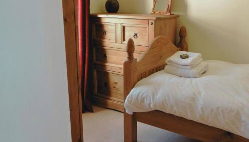 Honeysuckle Cottage - Photo 2