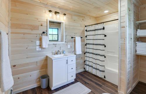 Pond Views Spacious Family Home in Presque Isle! - Foto 16