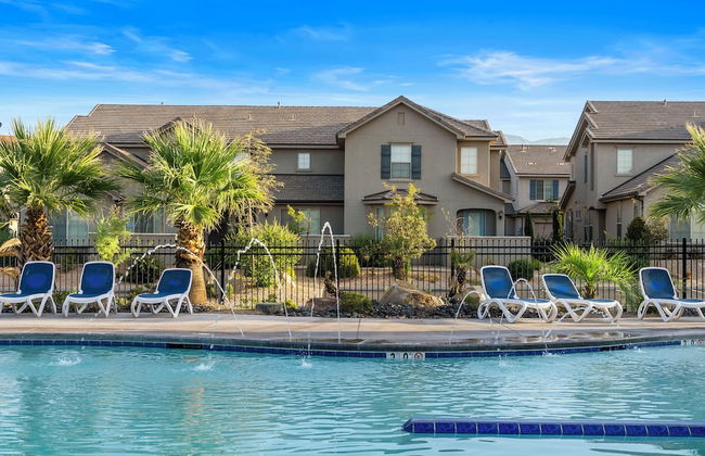 All Inn the Family - Photo 23