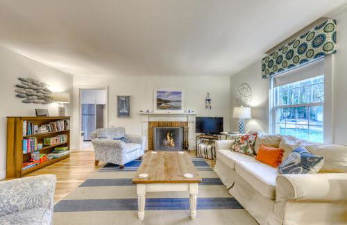 Kennebunk Family Cottage - Photo 9