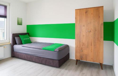 Livemore24 - Apartment 1 in Duisburg WLAN - Smart-TV - 24-7 Check-in und Küche - Photo 4