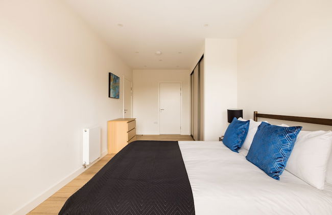 London Greenford by Charles Hope - Foto 14