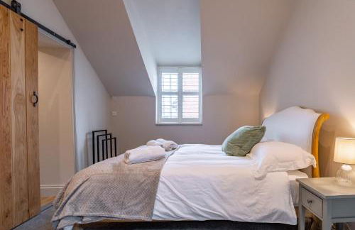 Knyvetts sleeps 6, 3 double beds, pretty garden - Foto 21