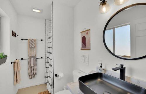 3Br 2Bth, 10 min to JTNP, EV Charger, Zen Garden - Foto 28