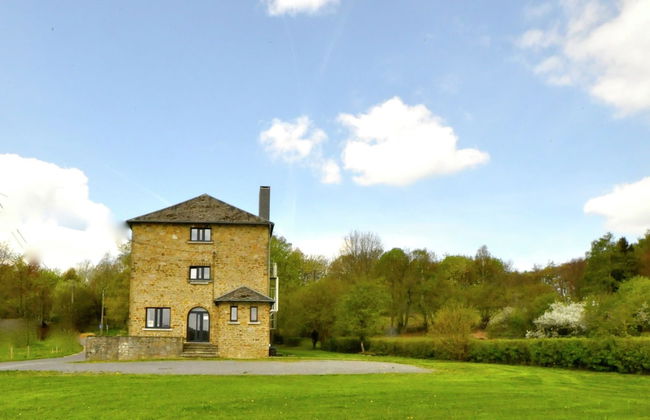 Grand Villa With Bubble Bath - Photo 58
