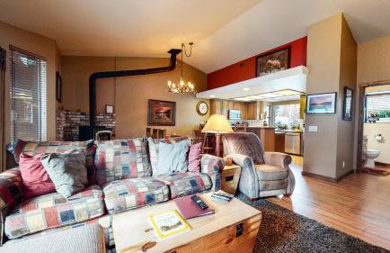 Forest Creek 28 Rustic Updated Condo - Photo 3