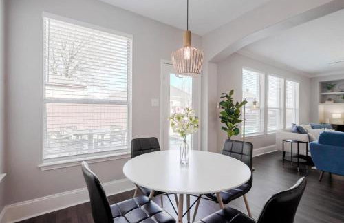 Pearl White Dream Home With Private Pool & Theatre - Foto 12