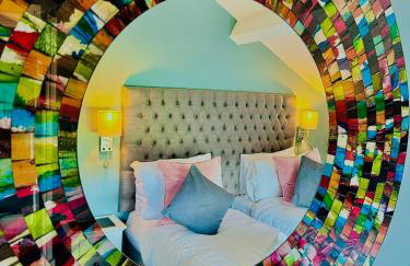 High Street Apartment - Photo 13