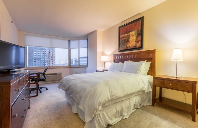 Bluebird Suites near Newport Center - Foto 11