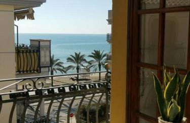 Cal SalMaré seafront apartment with rooftop terrace and pool - Photo 29