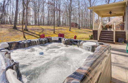 Lake Anna Retreat with Private Beach, Hot Tub Access - Foto 2
