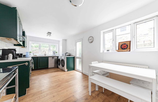 Modern Victorian Home With Secret Garden - Foto 14