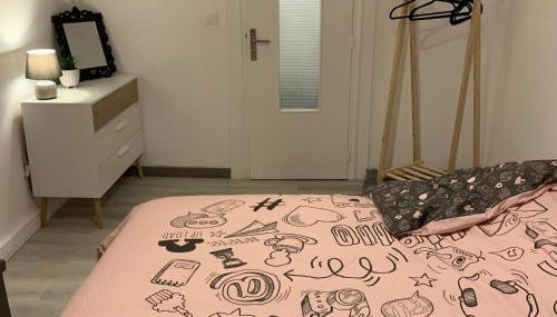 Appartement 4 PERSONNES EMPLACEMENT IDEAL PROCHE DES 24H ET GARE - Foto 4