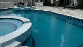 LINDO, apartamento praia da enseada Ubatuba, 100 mts da praia - Foto 2