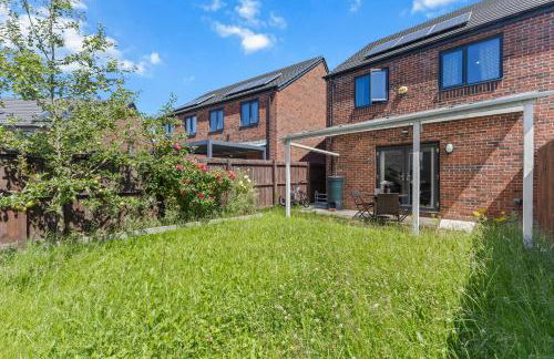 New large townhouse 3 bedrooms 4 beds and parking - Foto 28