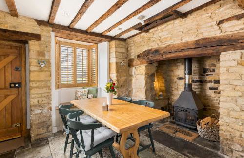 Wold House 18th century Cottage Barn - Pass the Keys - Photo 13