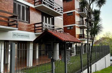 Apartamento Artístico - Garagem - Ar Condicionado - Excelente Localização - Foto 20