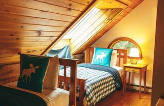 Green Mountain base camp for year-round adventure! - Photo 9