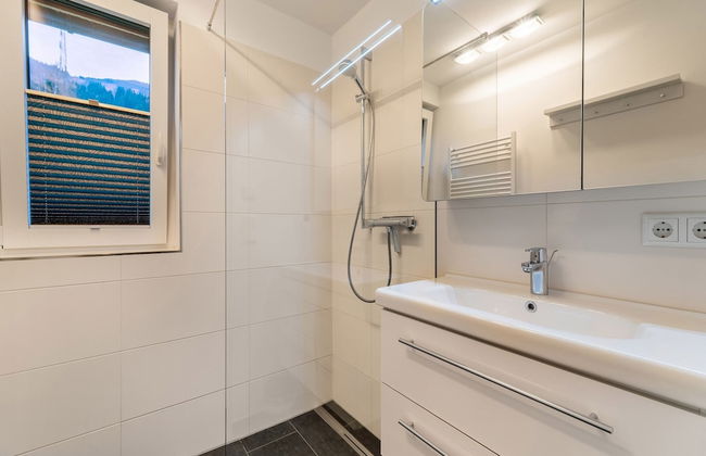 Large Apartment in Sankt Georgen With Balcony - Foto 32