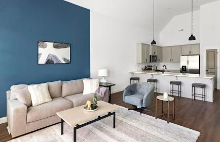 Landing Stylish 2BD Gym Clubhouse - Photo 1