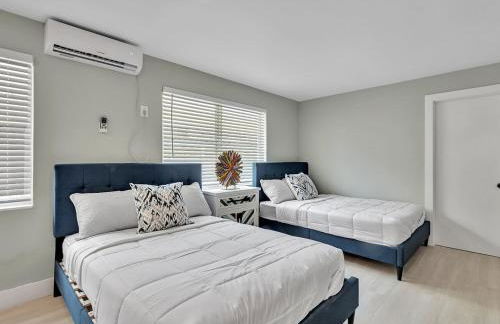 The Shell on Walnut Studio Hollywood Beach Free Parking - Photo 1