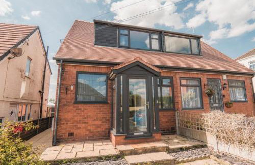 The BEST house in Bury - Photo 17