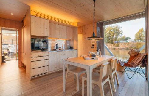 SLEEPBOAT- Modern Houseboat in Porto - Foto 12