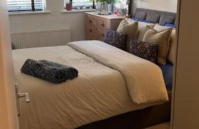 Room at Wallington Green room for professionals, near station, 30 min to London Bridge, 27 min to LDN Victoria - Foto 14