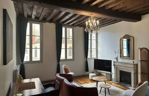 Au roi lion, place Saint Michel - Foto 2