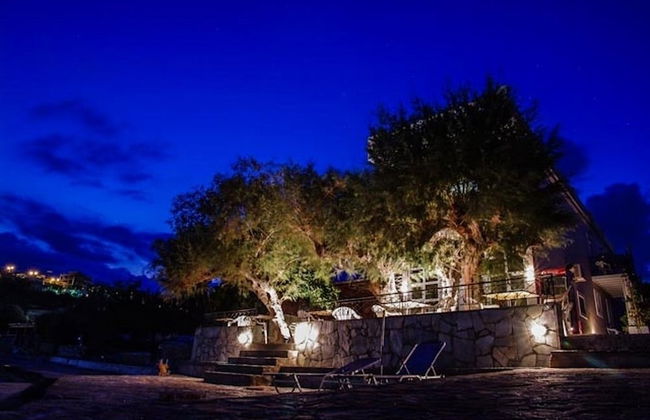 Hotel Polydoros - Photo 40