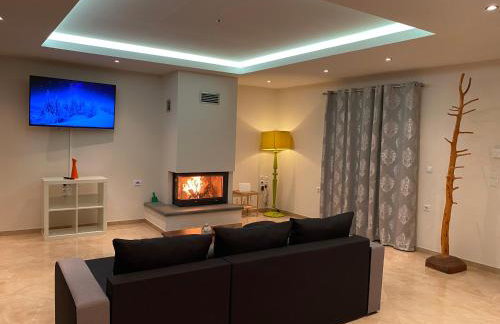 Αρτέμιδα plus Karpenisi Apartment - Foto 1